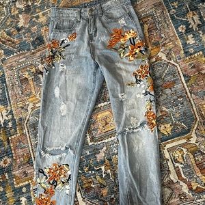 Women’s embroidered flower jeans